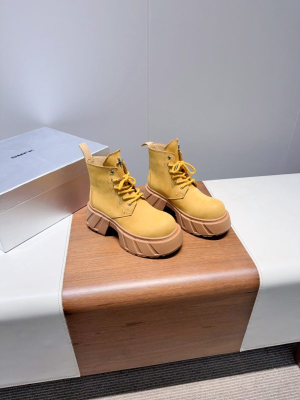 SMFK WOMEN'S BOOTS