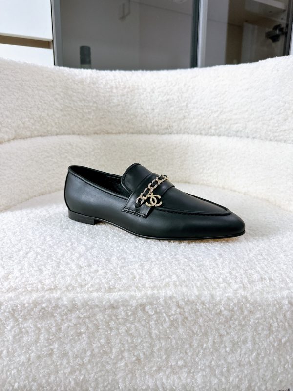 Chanel Loafer Beiges