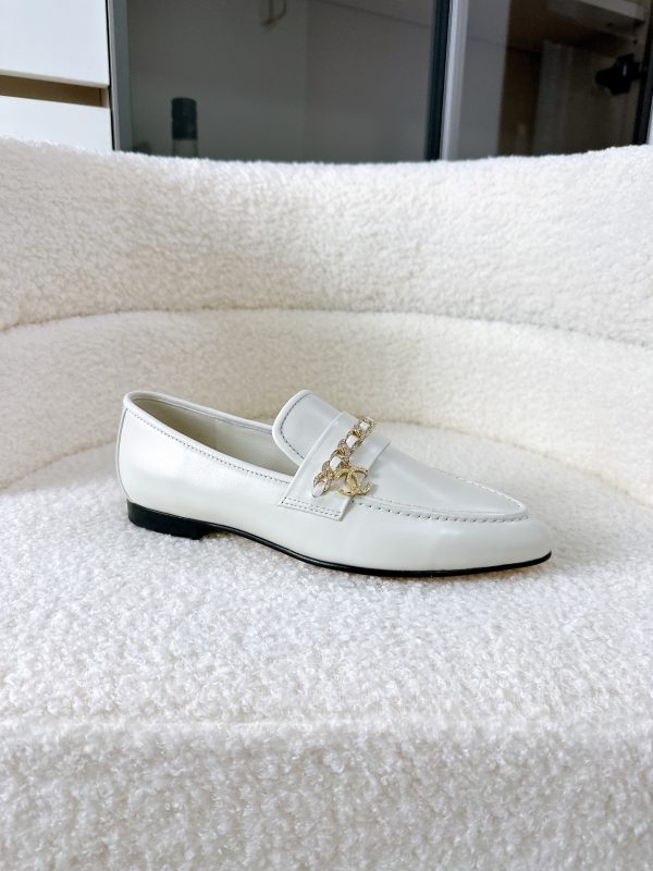 Chanel Loafer Beiges