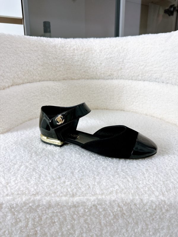 Chanel Black Calfskin Flats