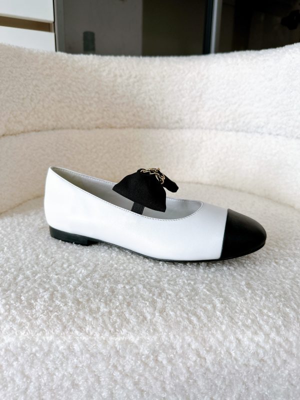Chanel White Jennie Ribbon Flats