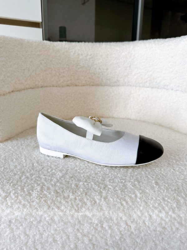 Chanel White Jennie Ribbon Flats